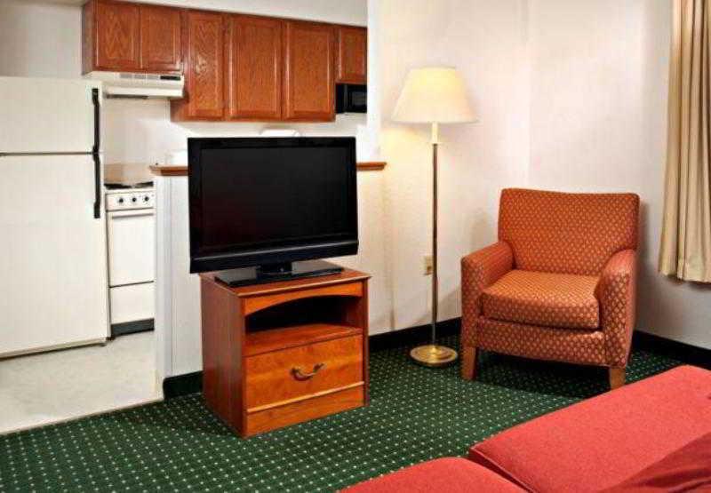 Sonesta Simply Suites Detroit Novi Phòng bức ảnh